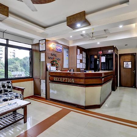 Collection O 82926 Hotel Royal Plaza Ahmedabad Exterior foto